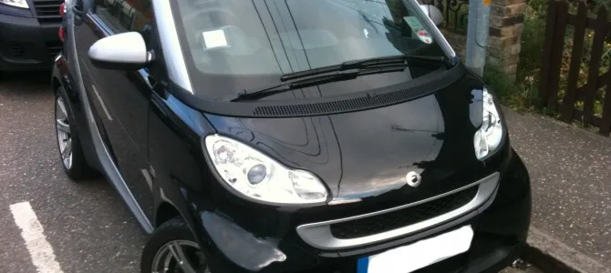 An immobilised Smart Fortwo vehicle needing key programming.