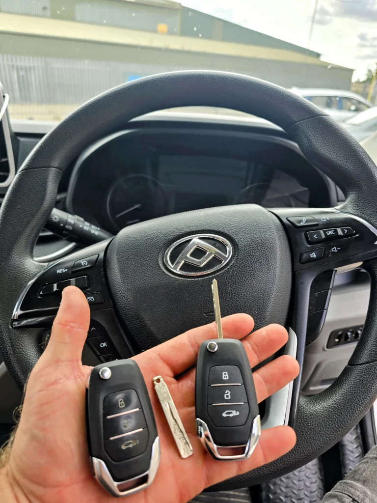 Replacement car and van keys from Autolox, Auto Locksmith, Sussex, Surrey, SE London and Kent